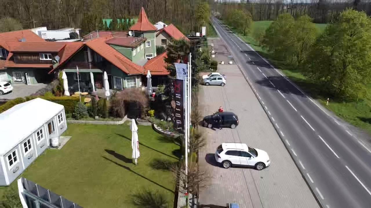 Noclegi I Restauracja Zodiak Szalsza Экстерьер фото